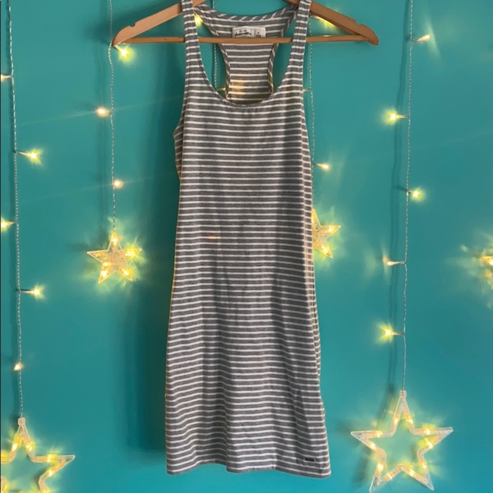 Relatively new spring/summer dress!🌴